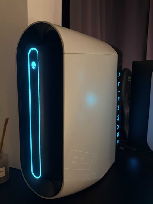 PC Alienware Aurora R9