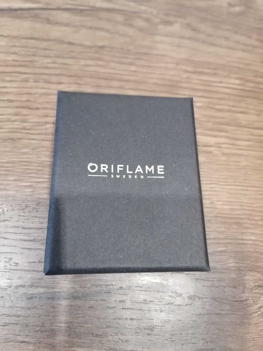 к-т 3 чифта нови ръкавели Oriflame