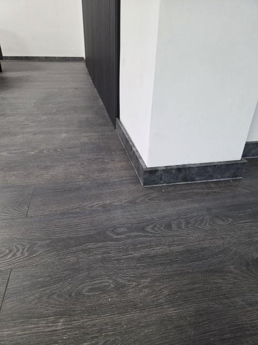 Продажба доставка и монтаж на ламиниран паркет