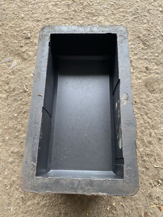 Matrite pavele tip caramida