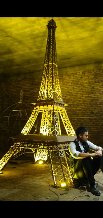 Макет эйфел для падарка продаётся