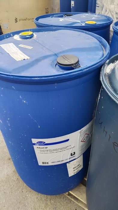 Продам пластиковые бочки