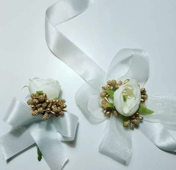 Сватбени бутониери