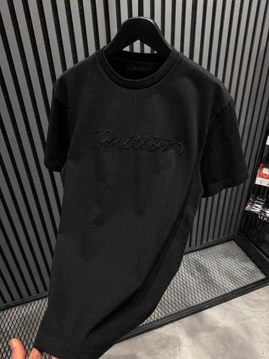 Мъжки тениски различни модели