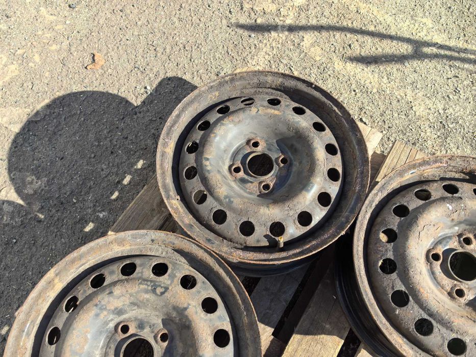 15 цола 4 х 100 мм ТОйота / КИЯ / Хюндай / Мазда / Сузуки - 5,5 Инча