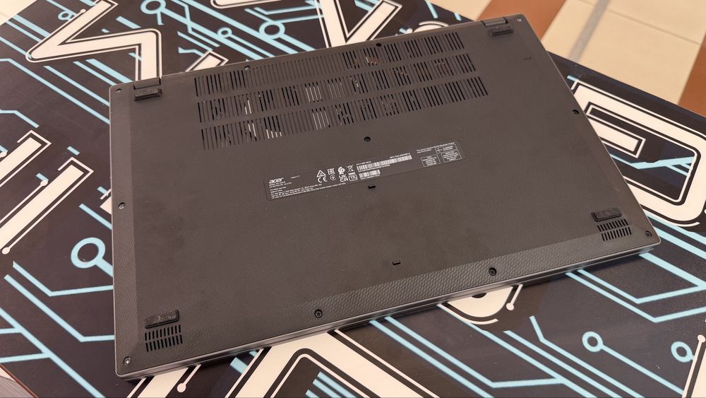 Acer Aspire 3 17 inch - i3 - 8GB RAM - 512GB