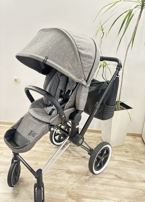Бебешка количка Cybex Priam -шаси + седалка ТОП сьстояние