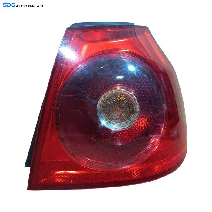 Stop Lampa Tripla Dreapta Volkswagen Golf 5 Hatchback Scurt 2004 - 2008 Cod 1K6945096E [LS0394]