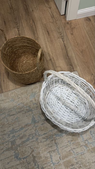 Продам две корзины