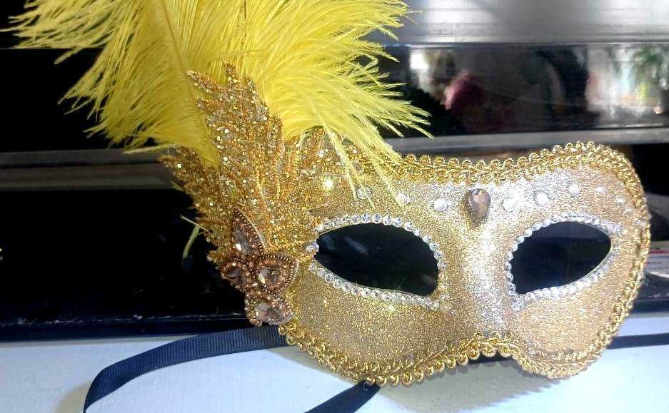 Карнавальные маски