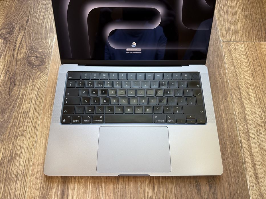 Macbook Pro 14 M1 Pro 16/512 гр. Бургас Център • OLX.bg