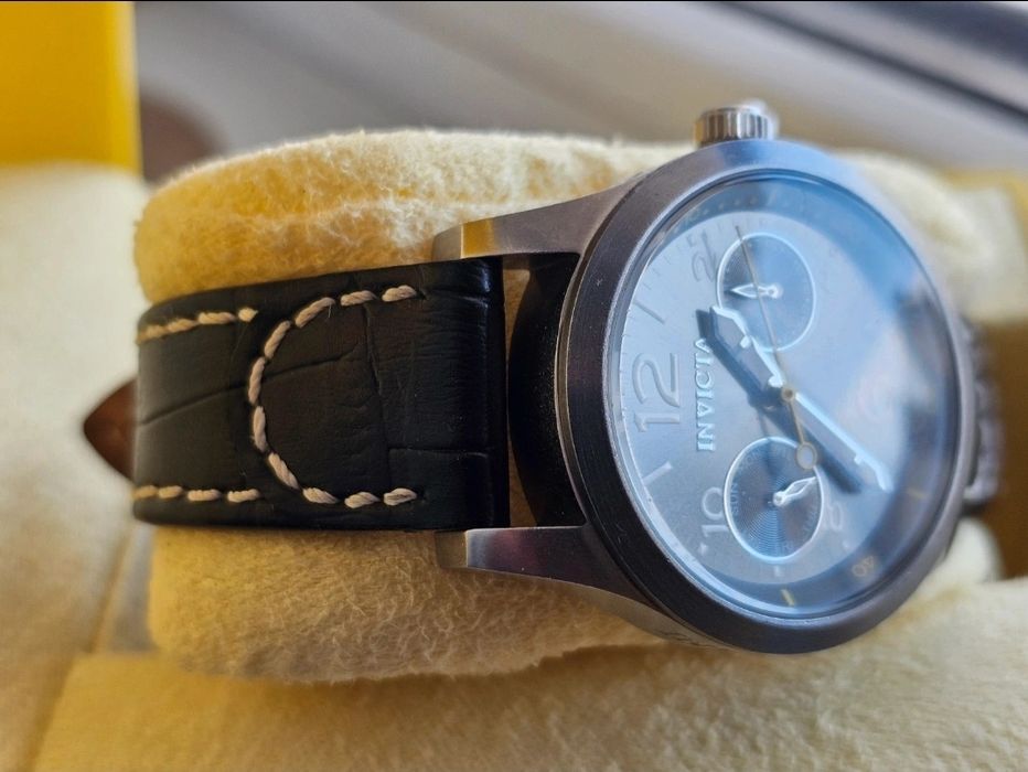 Ceas Invicta aviator