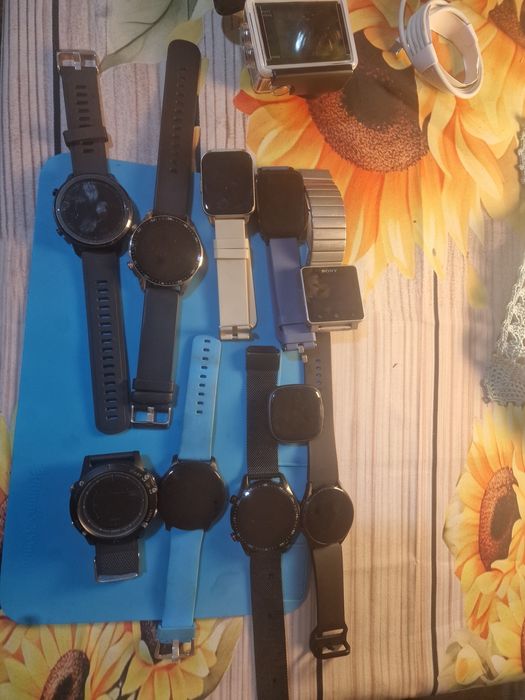 Lot casti,ceasuri smart etc
