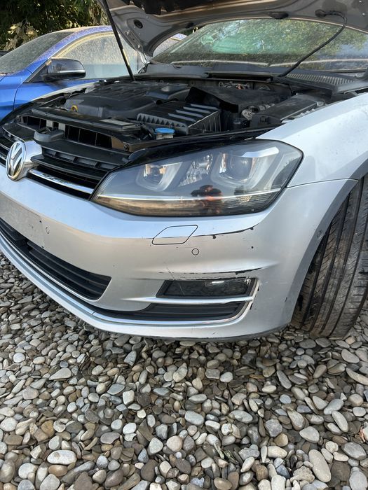 Far stânga xenon Volkswagen Golf 7