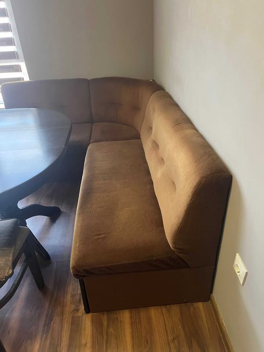 Ъглов диван за кухня