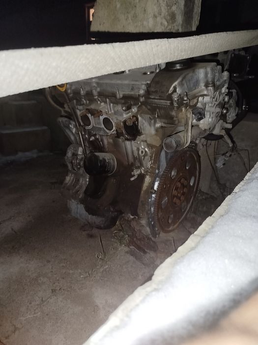 Тайота камридын 3 куб маторы.