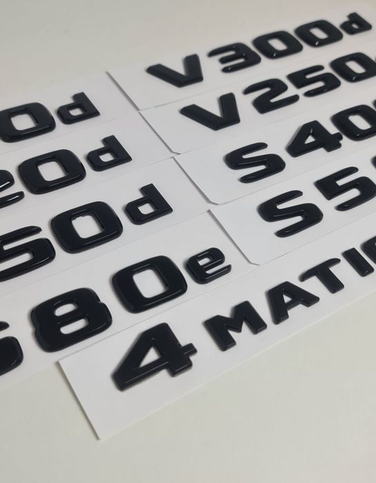 Pachet-Set-Motorizare-Spate-Haion-Mercedes+Emblema-4Matic-Crom-Negru-Lucios-C220d-E200d-E220d-GLC220d-CLS350d-CLS400d-E300d-GLE350d-GLE400d-S500-S580e