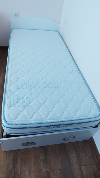 Легло с матрак и подматрачна рамка