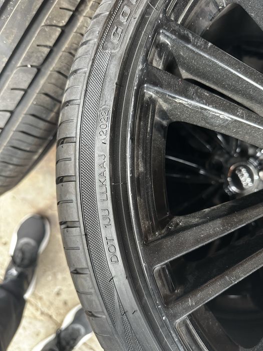 Джанти с Гуми 5x112 Audi 20" 225/35/20