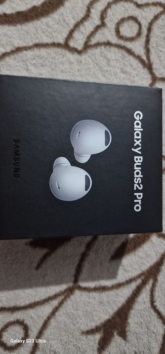 Наушники Samsung Galaxy Buds 2 Pro.