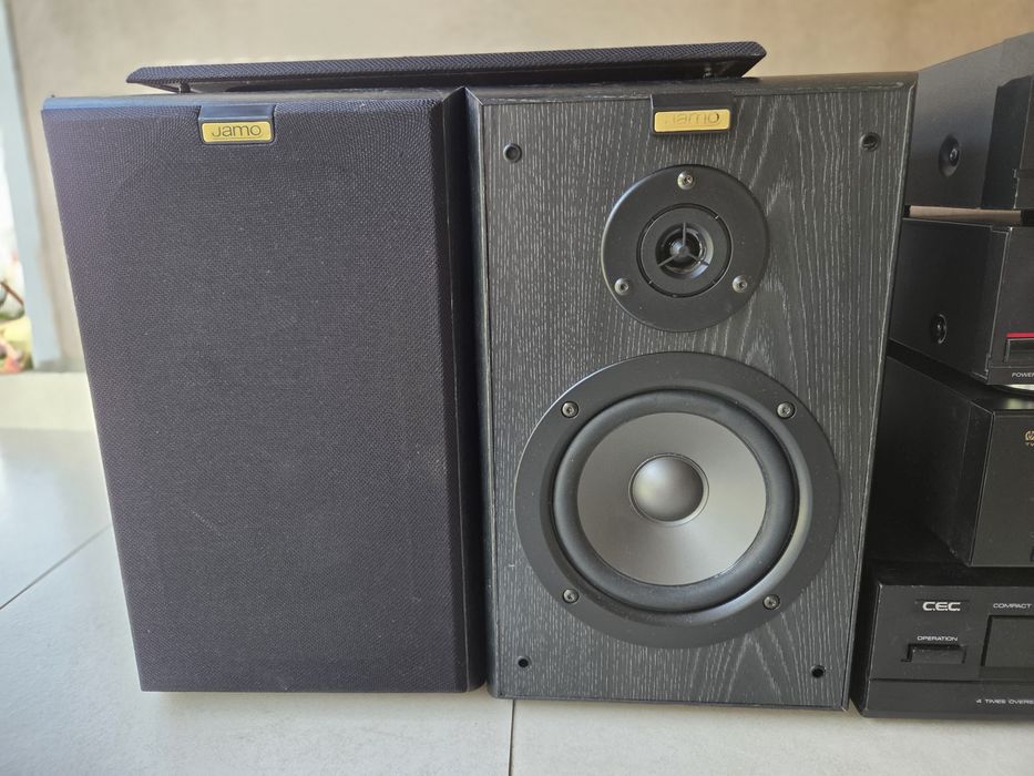 CD playere si boxe de vanzare