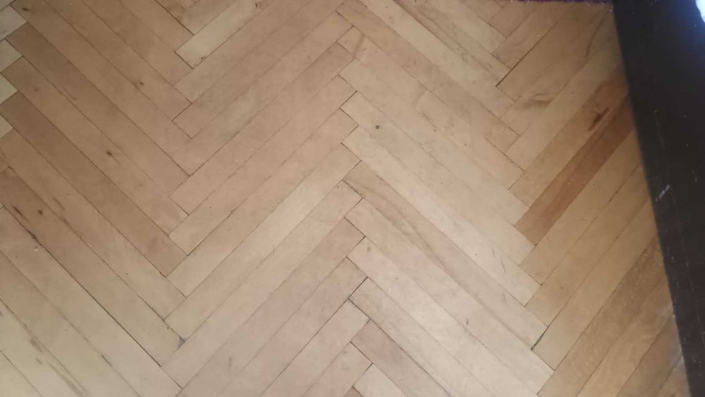 Продавам естесвен паркет 20кв.м гр. София