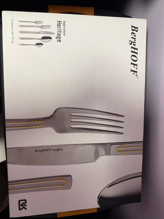 Комплект прибори за хранене, 30 части