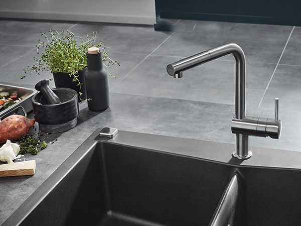 Кухненски смесител Grohe Minta 32168DC0,издърпващ се аератор,матиран