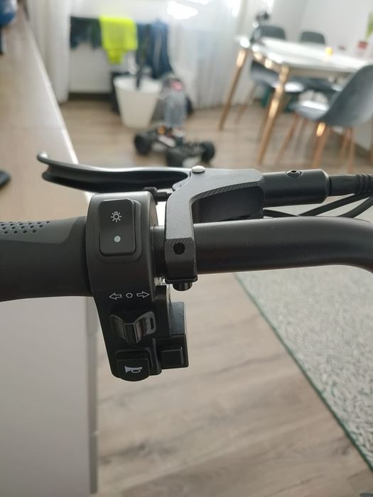 Trotineta electrica doua motoare 2 x 2800W  60V Arwibon GT08