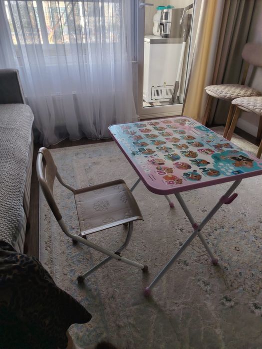 Продам парту со стулом б/у