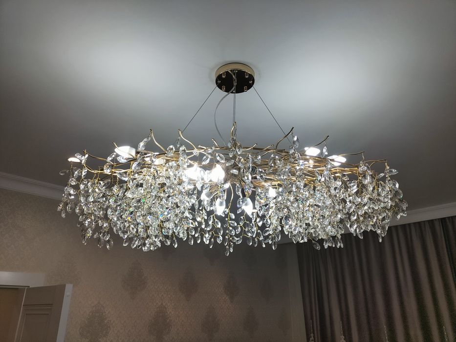 Продам новую люстру 1 м 20 см