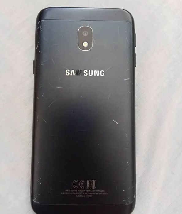 Продам телефон Samsung j3 2017