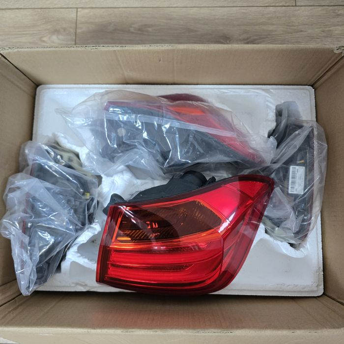 Stop-uri lampi spate BMW F30 [Seria 3] originale