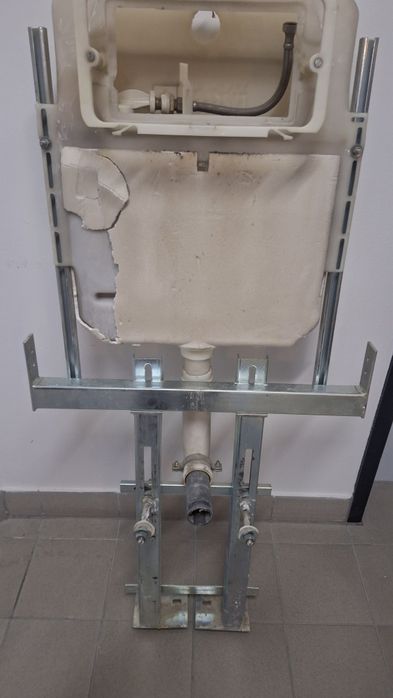 Продам  инсталляция  от унитаз