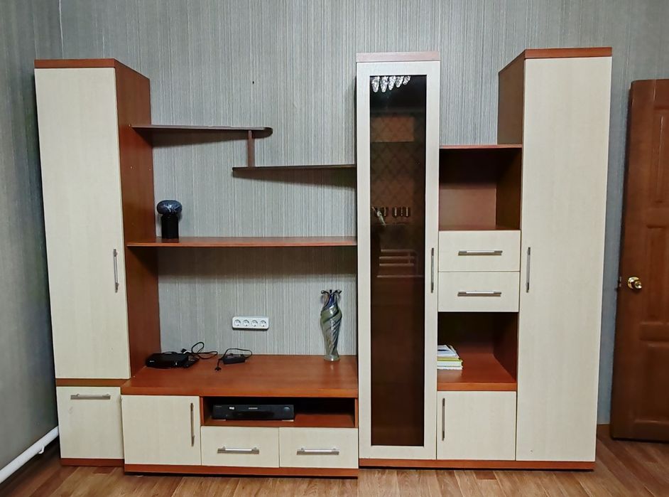 Стенка горка Срочно
