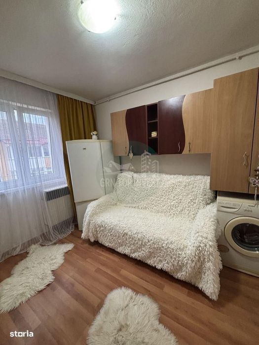 Garsoniera zona Vasile Aaron