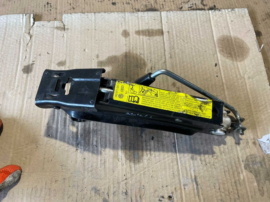 Авто Крик Авариен Крик Audi A4 A6 VW Passat Seat Altea Skoda Superb