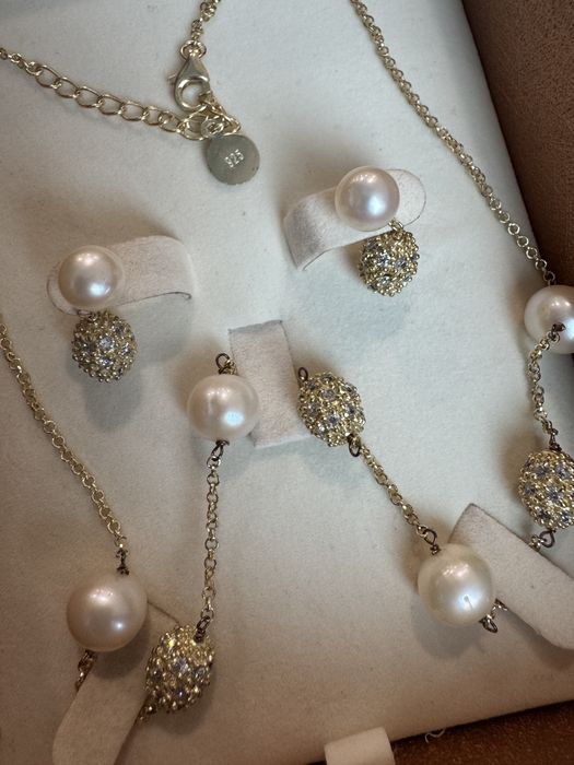Сребърно колие "SWAN " с перли и обеци със златно покритие