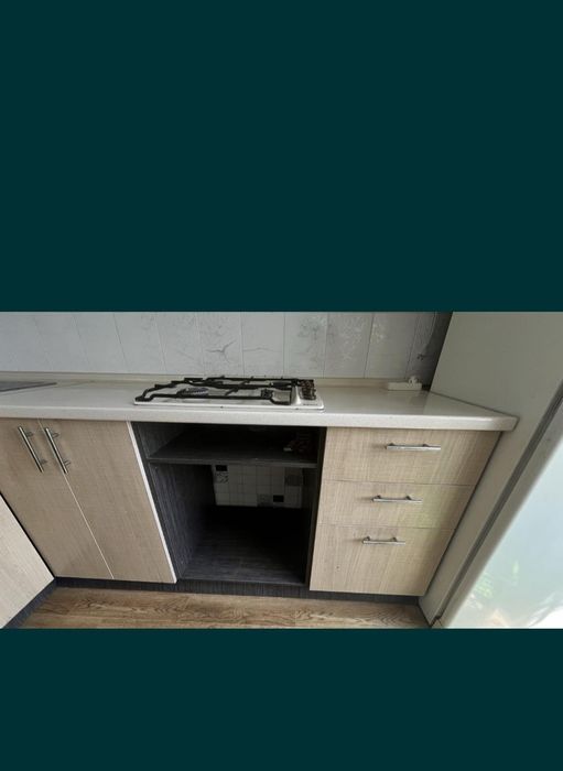 продаю кухонный гарнитур