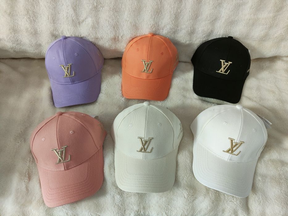 Șapcă NY Șapcă Gucci Șapcă Louis V. Șapcă Nike Șapcă Hugo Boss