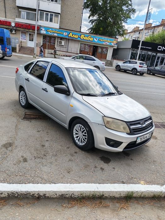 Лада гранта 2015 года