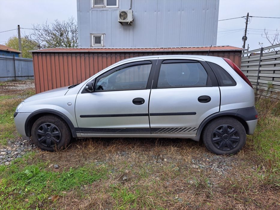 Opel corsa 1.2 benzina, euro 4