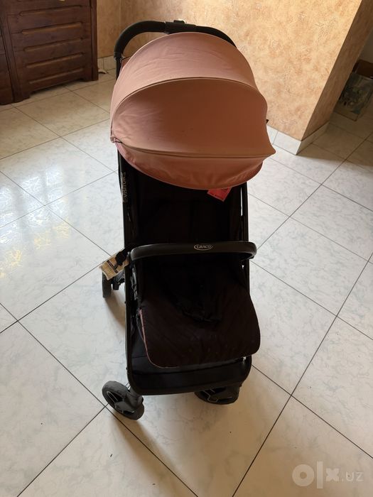 Graco — компактная прогулочная коляска