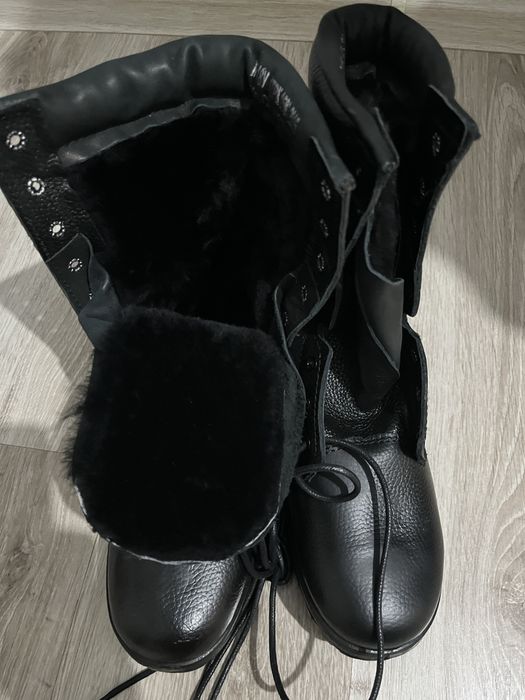 Обувь (берцы зимние)