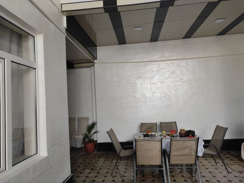 Комолон масжид йонида ховли сотилади срочнооо 2,7соту 6хона