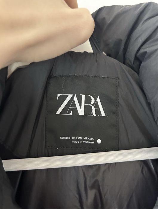 Дълго зимно яке ZARA със скрита качулка, размер С