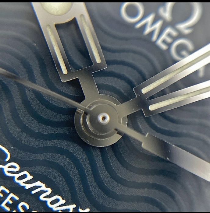 Omega Seamster Diver 300m
41 mm