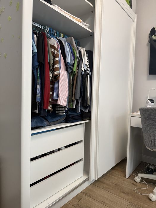 Vand dulap Mobexpert in Bistrita dimensiuni 216x 180x60