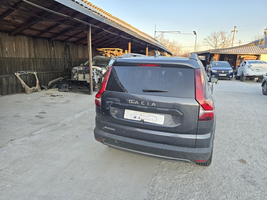 Dacia Jogger 2022  GPL Extreme 7 Locuri 1.0 TCE 40 mii km  Avariat