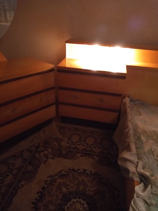 Colțar extensibil și mobila de dormitor